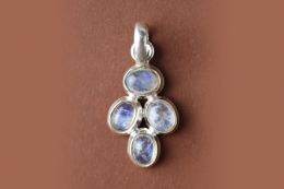 Mondstein Anh�nger Floral