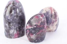 Pink Turmalin in Lepidolith / Feldspat  Free Form