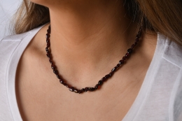 Garnet tumbled stones necklace