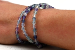 Regenbogenfluorit Kugelarmband facettiert 4 mm