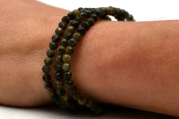 Turmalin gr�n Kugel Armband facettiert 4 mm