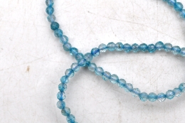 Topaz Blue Bead Bracelet faceted 4 mm