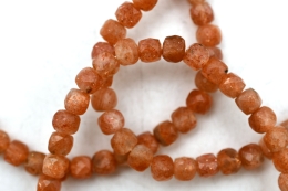 Sunstone Cube Bracelet faceted 4 mm / 6 mm