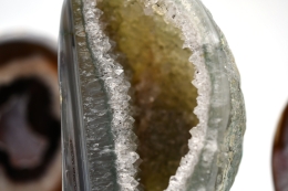 Achat natur auf Metallst�nder gro�