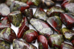 Drachen Jaspis Trommelsteine