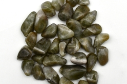 Prasiolith (w�rme-behandelt) Trommelsteine